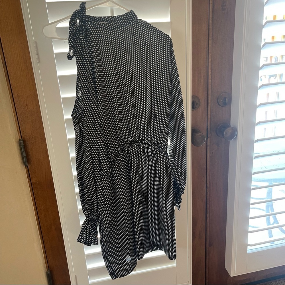 Robert Rodriguez Star Print Cold Shoulder Silk Dress, Small - Picture 8 of 15